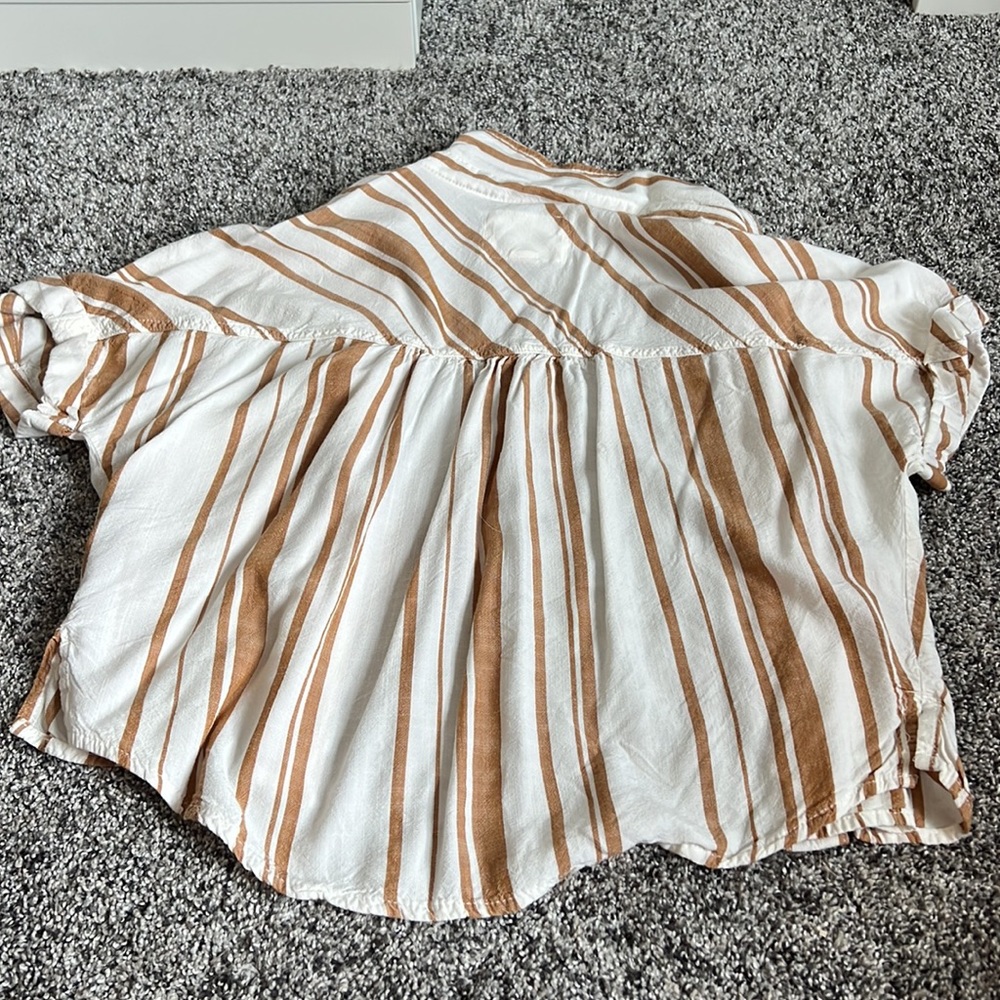 Cropped button up - Picture 3 of 3